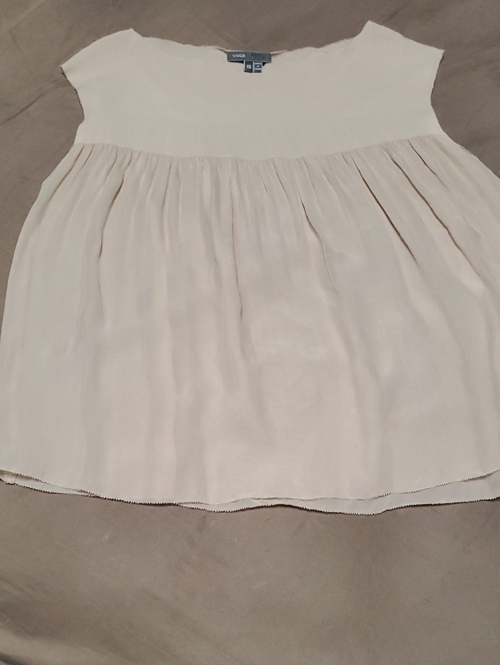 Vince Ivory Pleated Cap-Sleeve Blouse